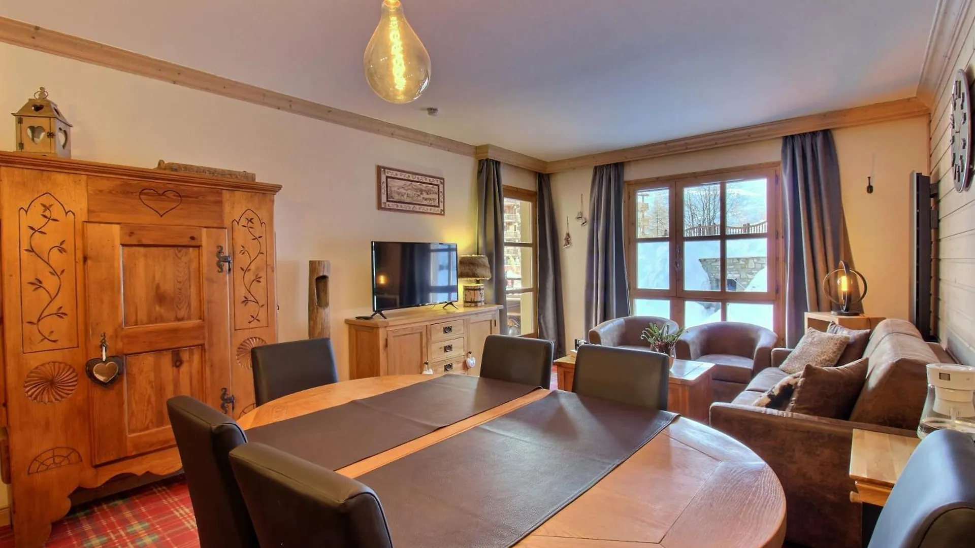 Appartement T3 Arc 1950 Skis Aux Pieds Sauna, Hammam, Jacuzzi Les Arcs  França