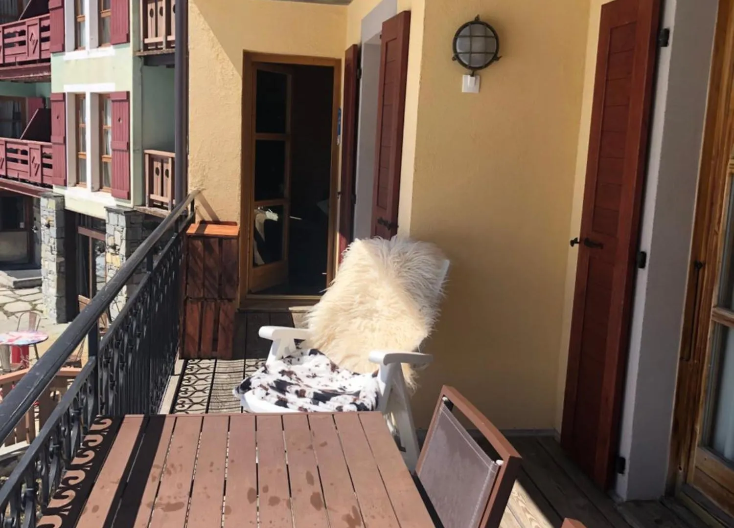 Appartement T3 Arc 1950 Skis Aux Pieds Sauna, Hammam, Jacuzzi Les Arcs  Les Arcs (Savoie)
